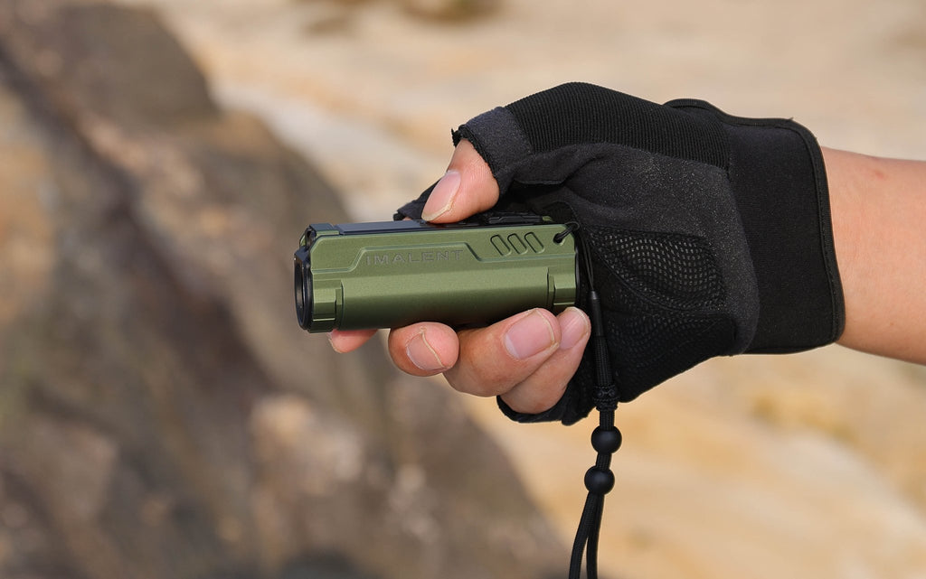 Unboxing a Mystery Flashlight - IMALENT®