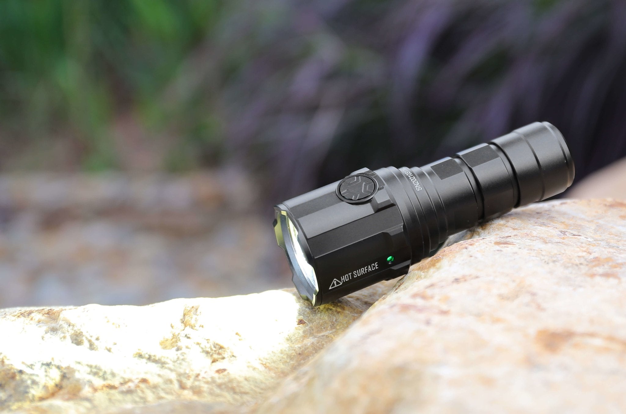 imalent r30c 9000 lumens flashlight 懐中電灯 IMALENT R30C-Unleash the brilliance with a flashlight