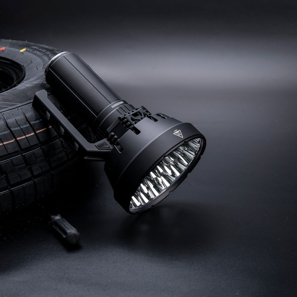 imalent sr32 flashlight
