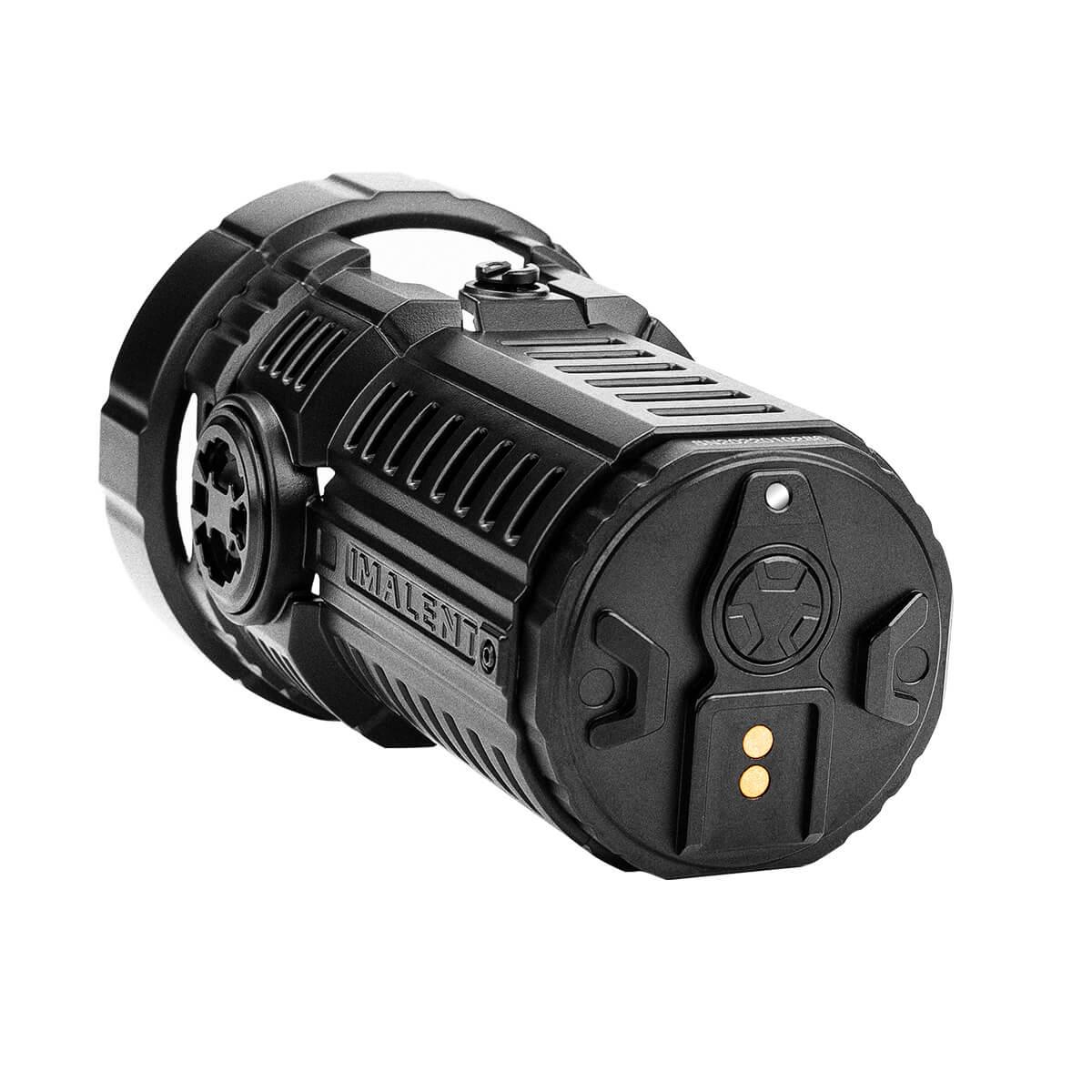 Flashlight cooling shell 