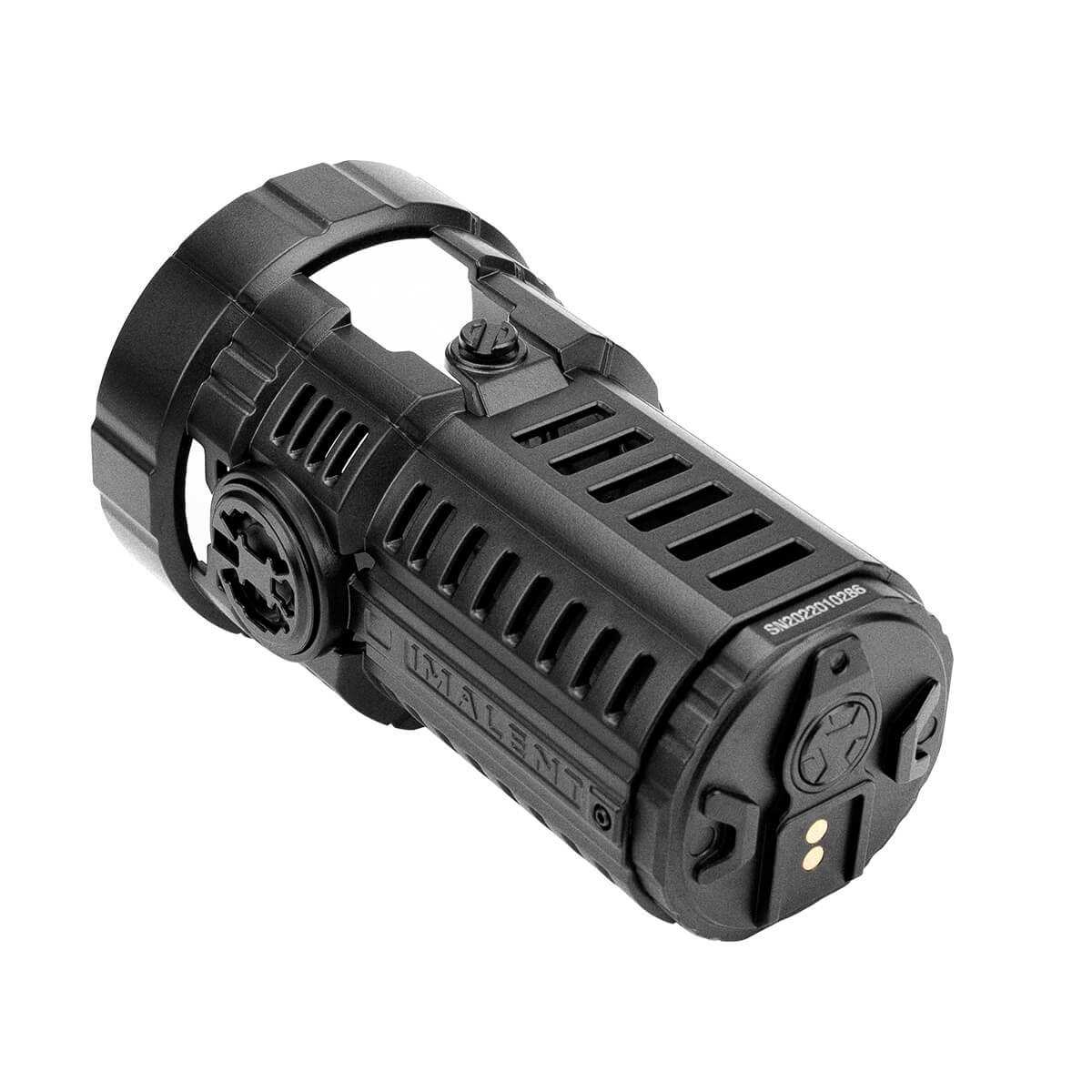 Flashlight cooling shell 